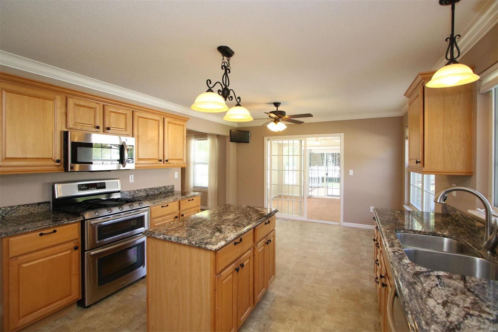 2 Grandbrook Boulevard