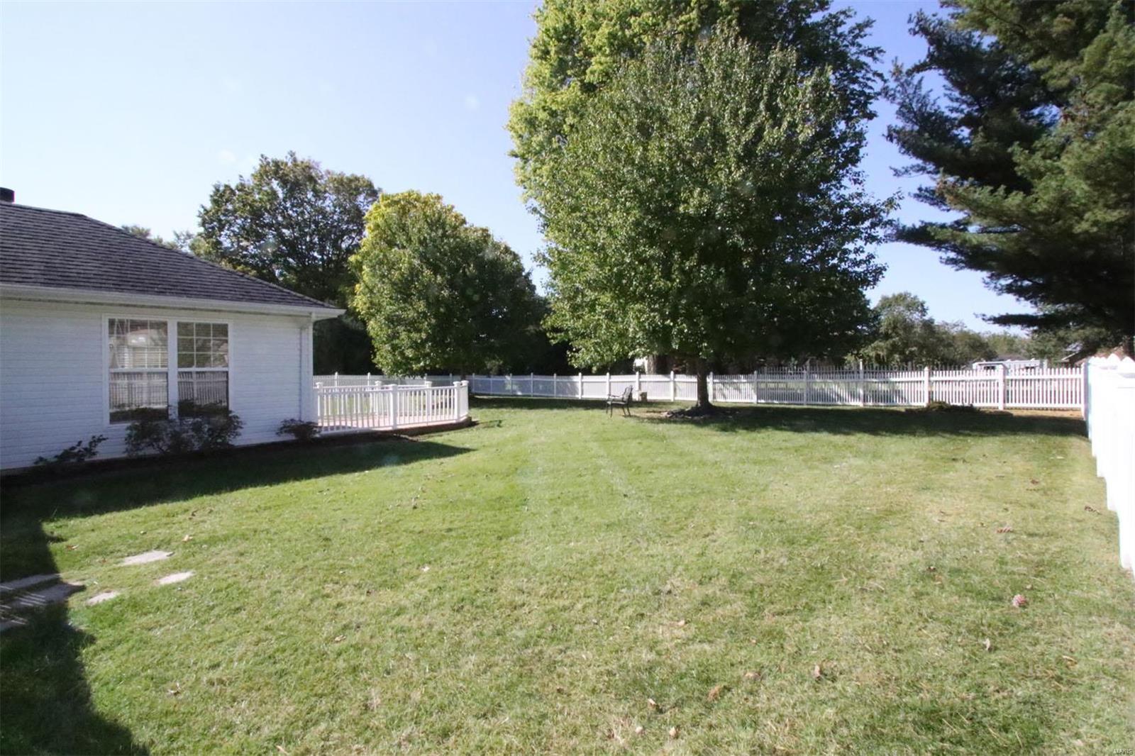 2 Grandbrook Boulevard
