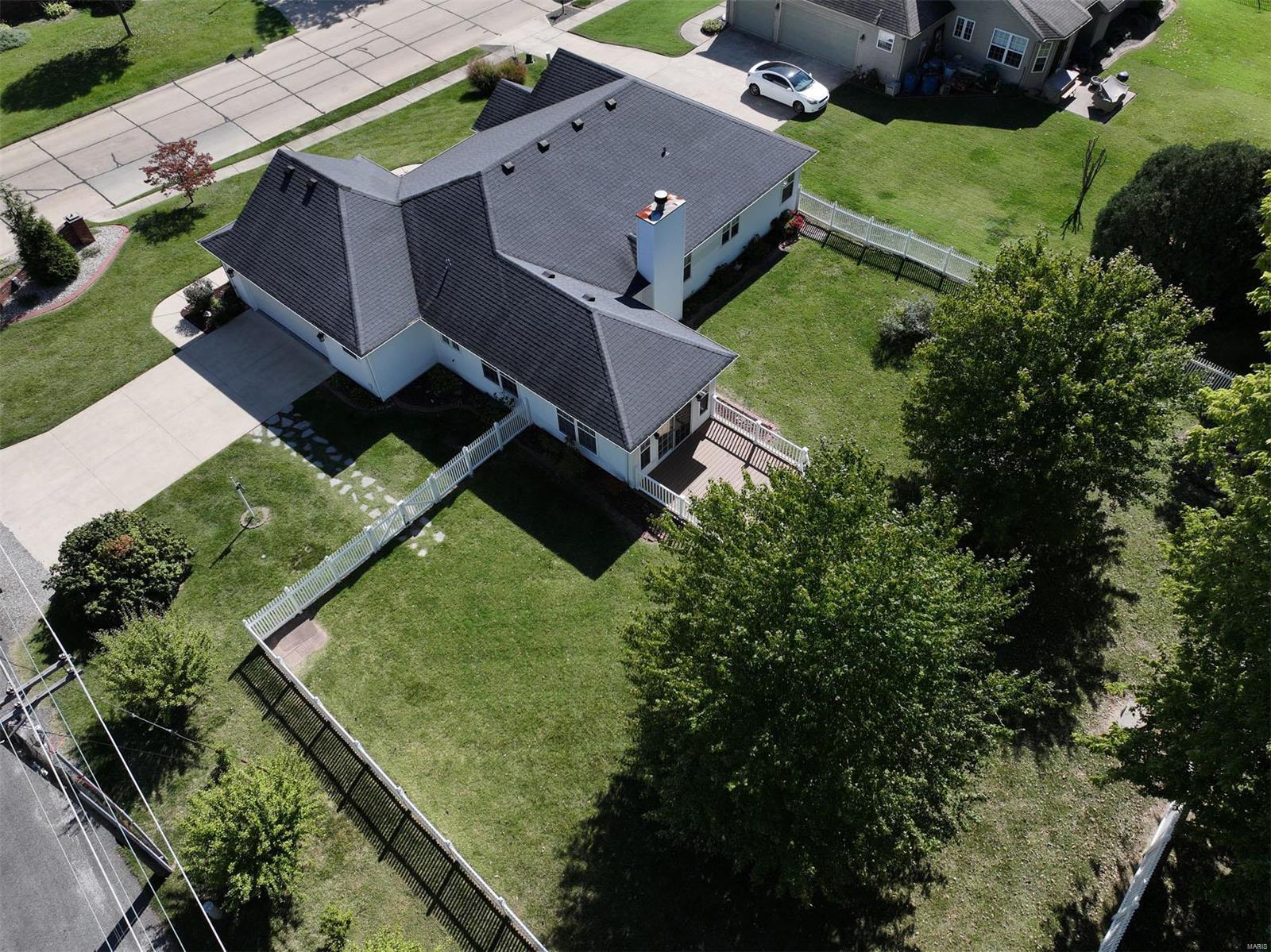 2 Grandbrook Boulevard