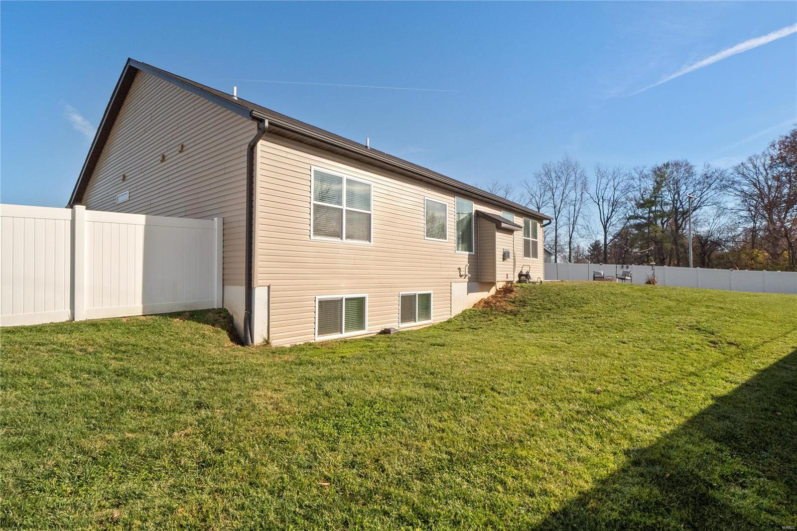 1104 Lucca Court