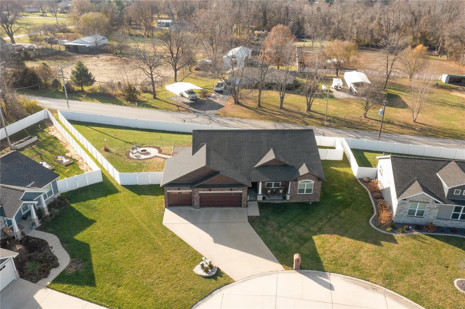 1104 Lucca Court