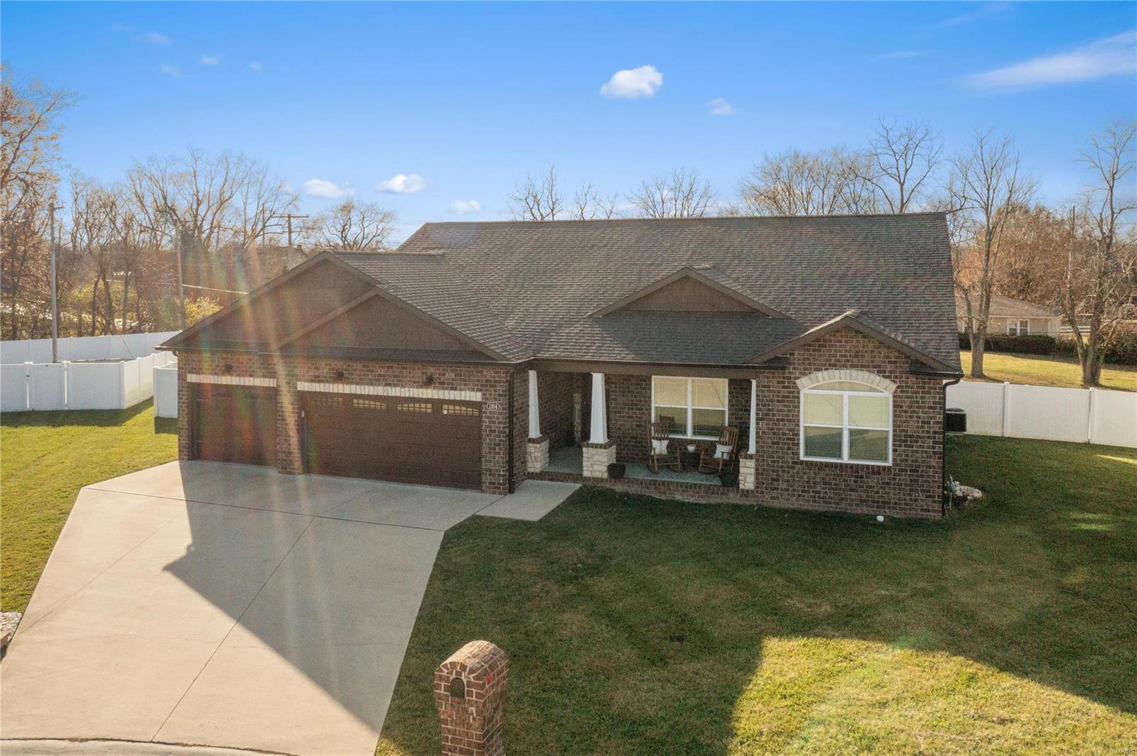 1104 Lucca Court