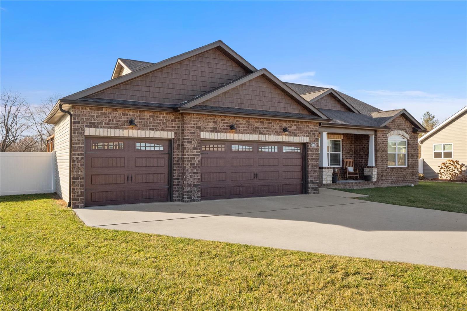 1104 Lucca Court
