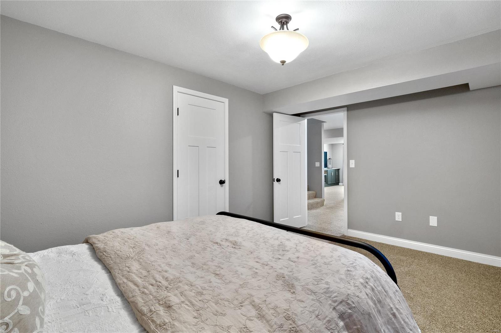 1104 Lucca Court