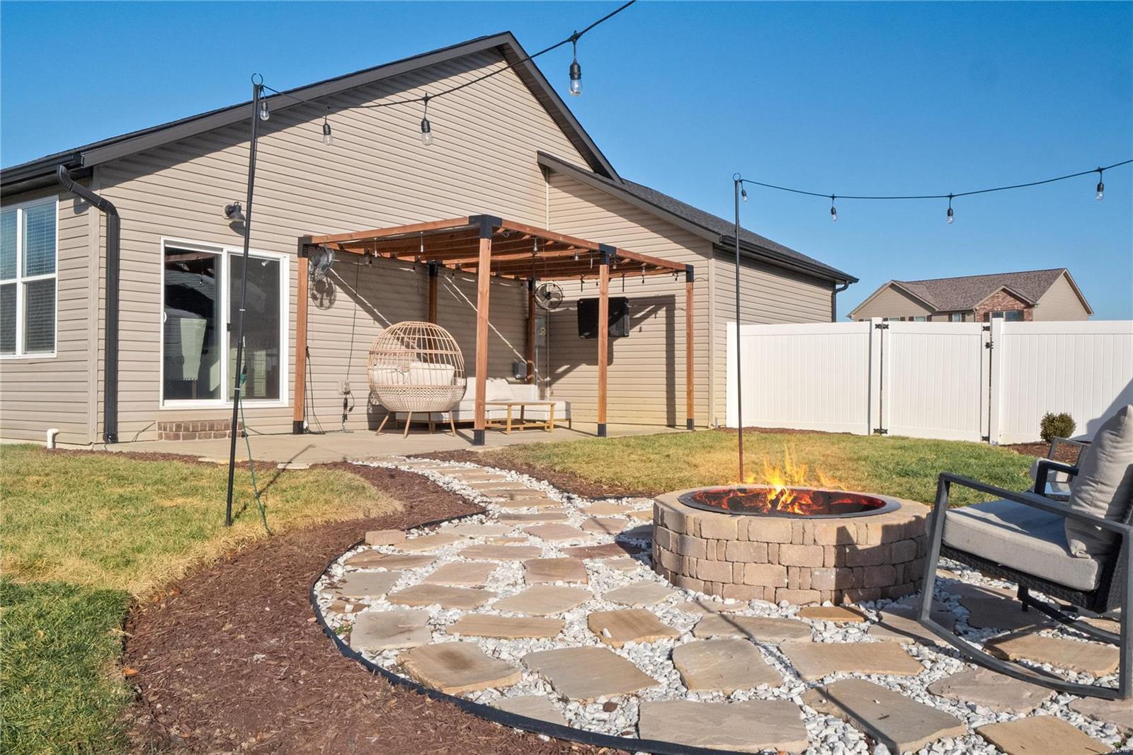 1104 Lucca Court