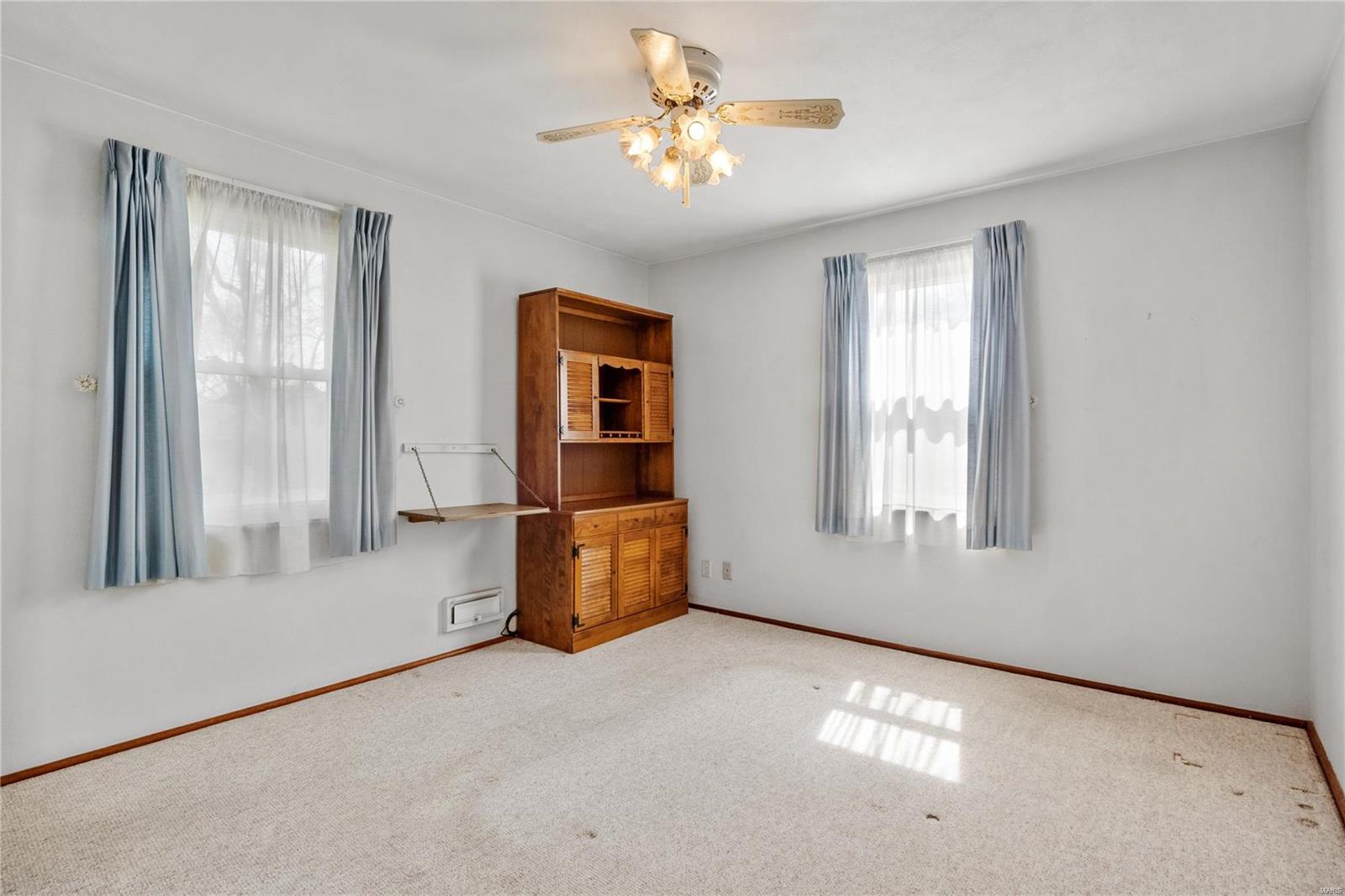 1703 Foster Drive