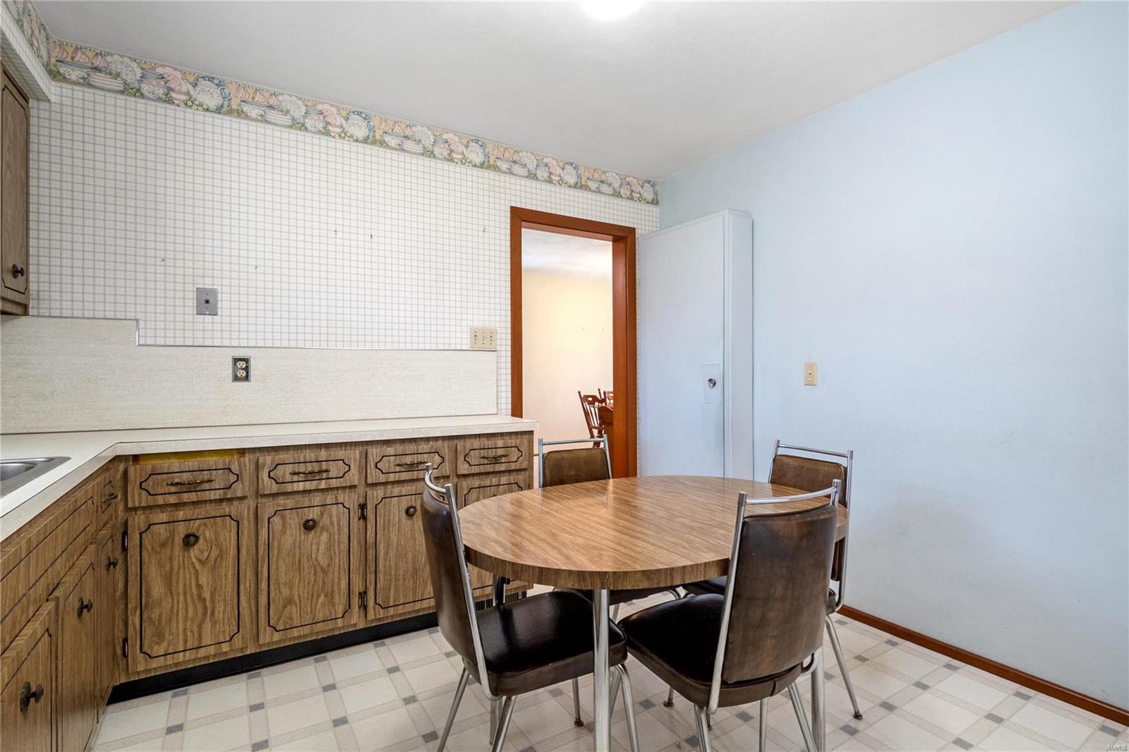 1703 Foster Drive
