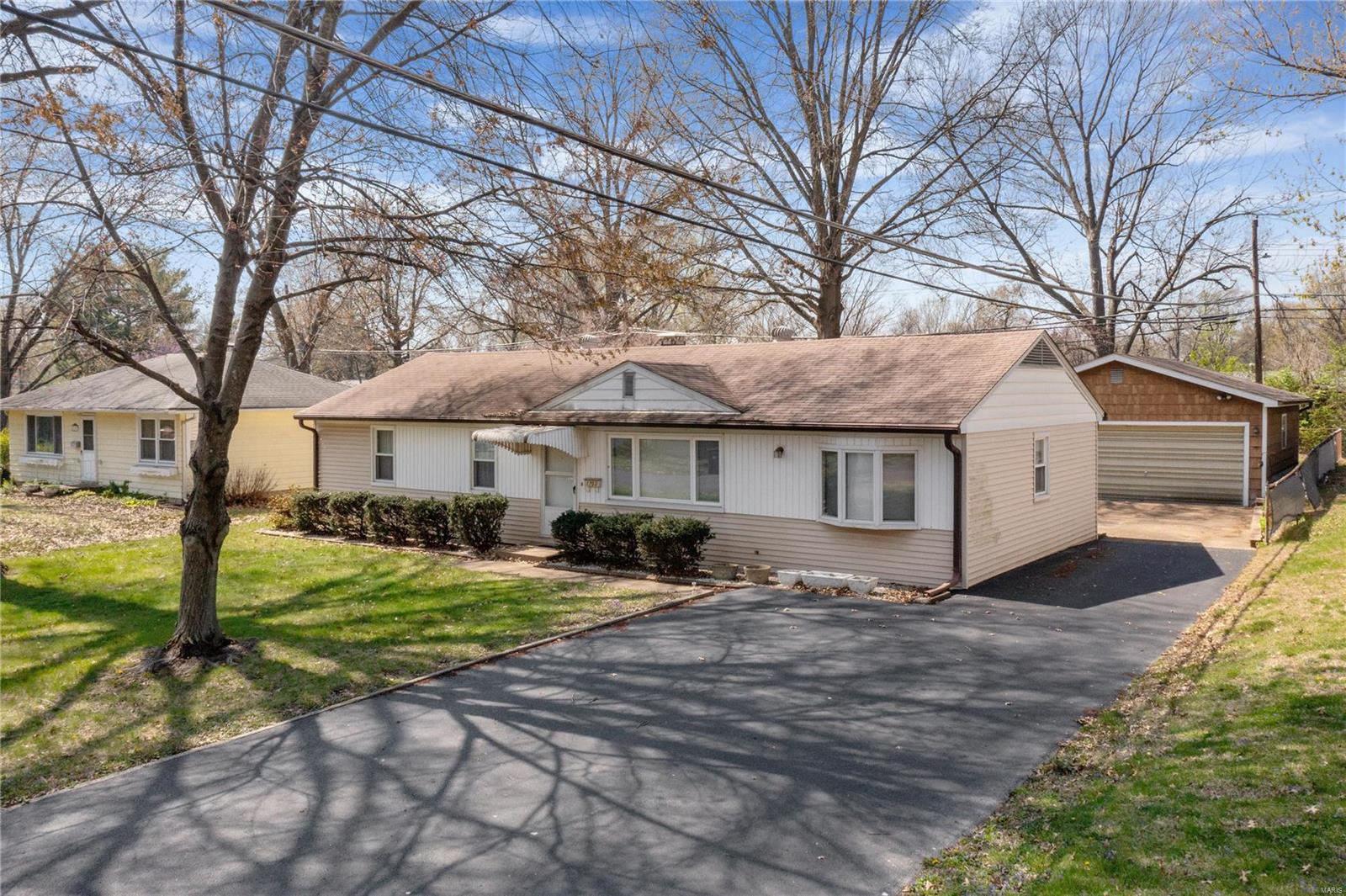 1703 Foster Drive