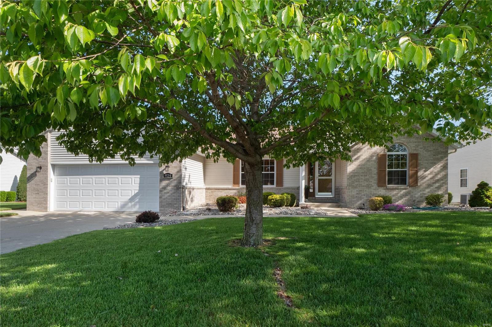 929 MILLIKIN Drive