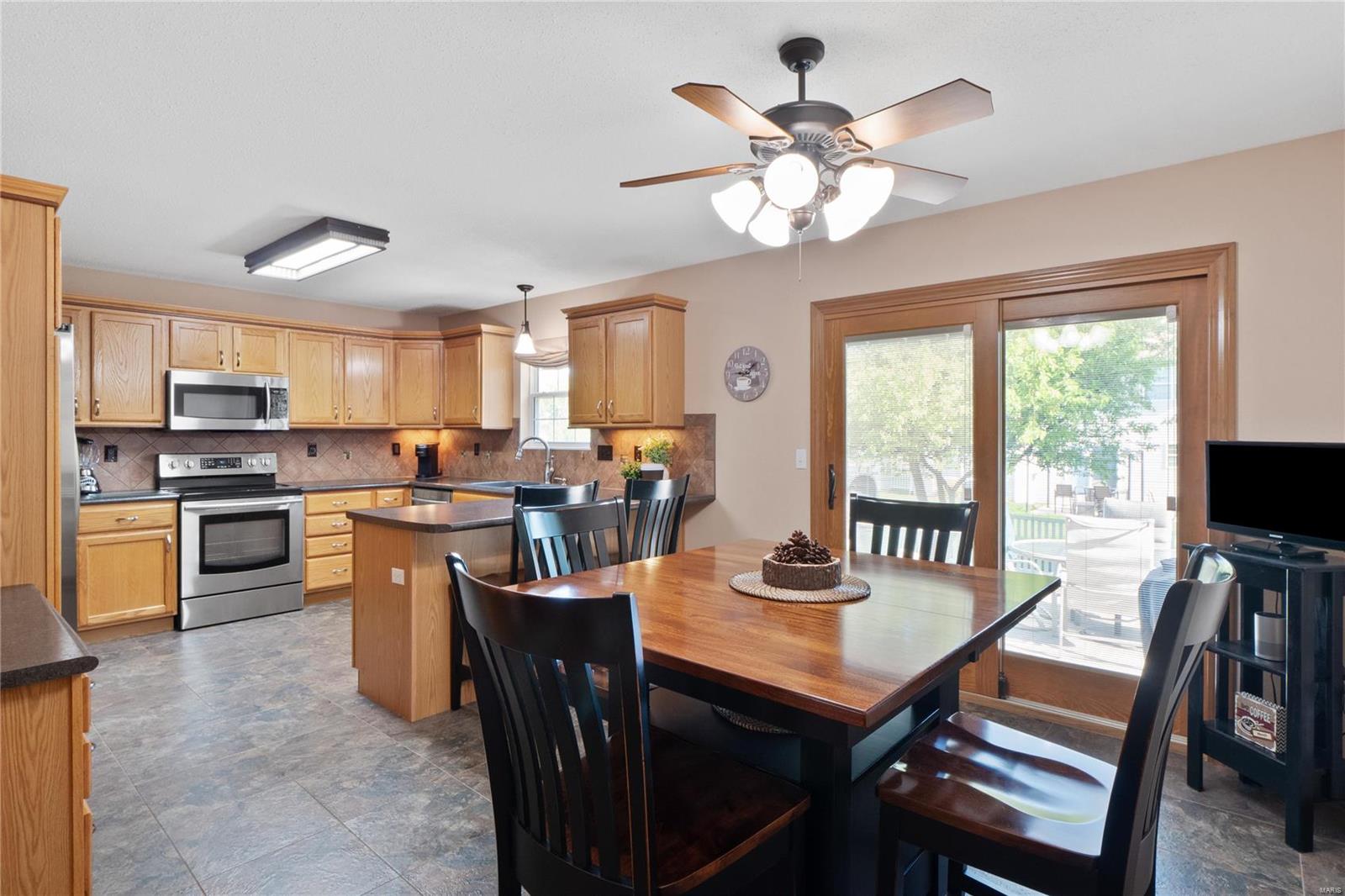 929 MILLIKIN Drive