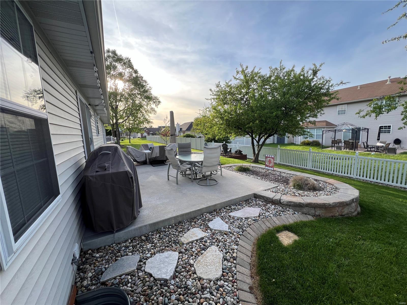 929 MILLIKIN Drive