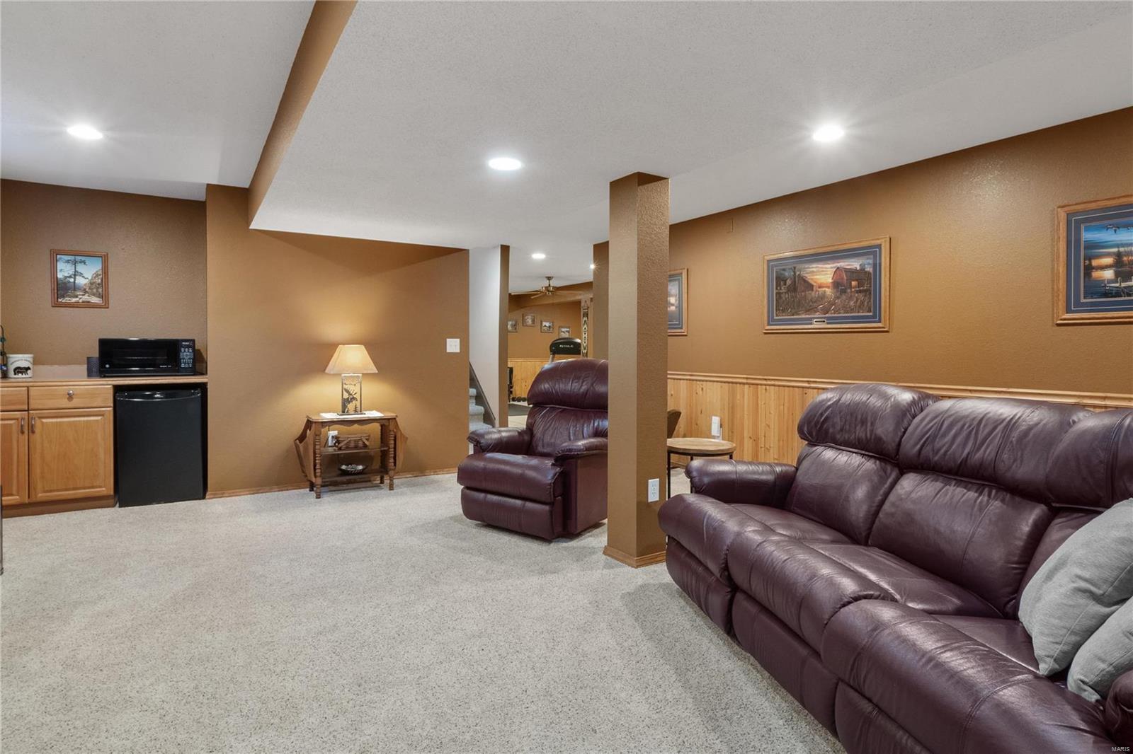 929 MILLIKIN Drive