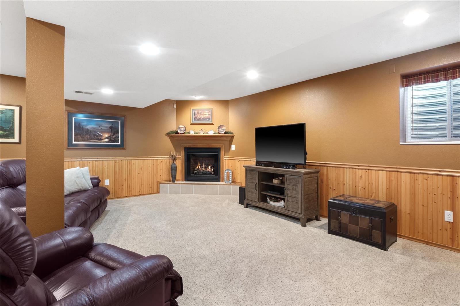 929 MILLIKIN Drive