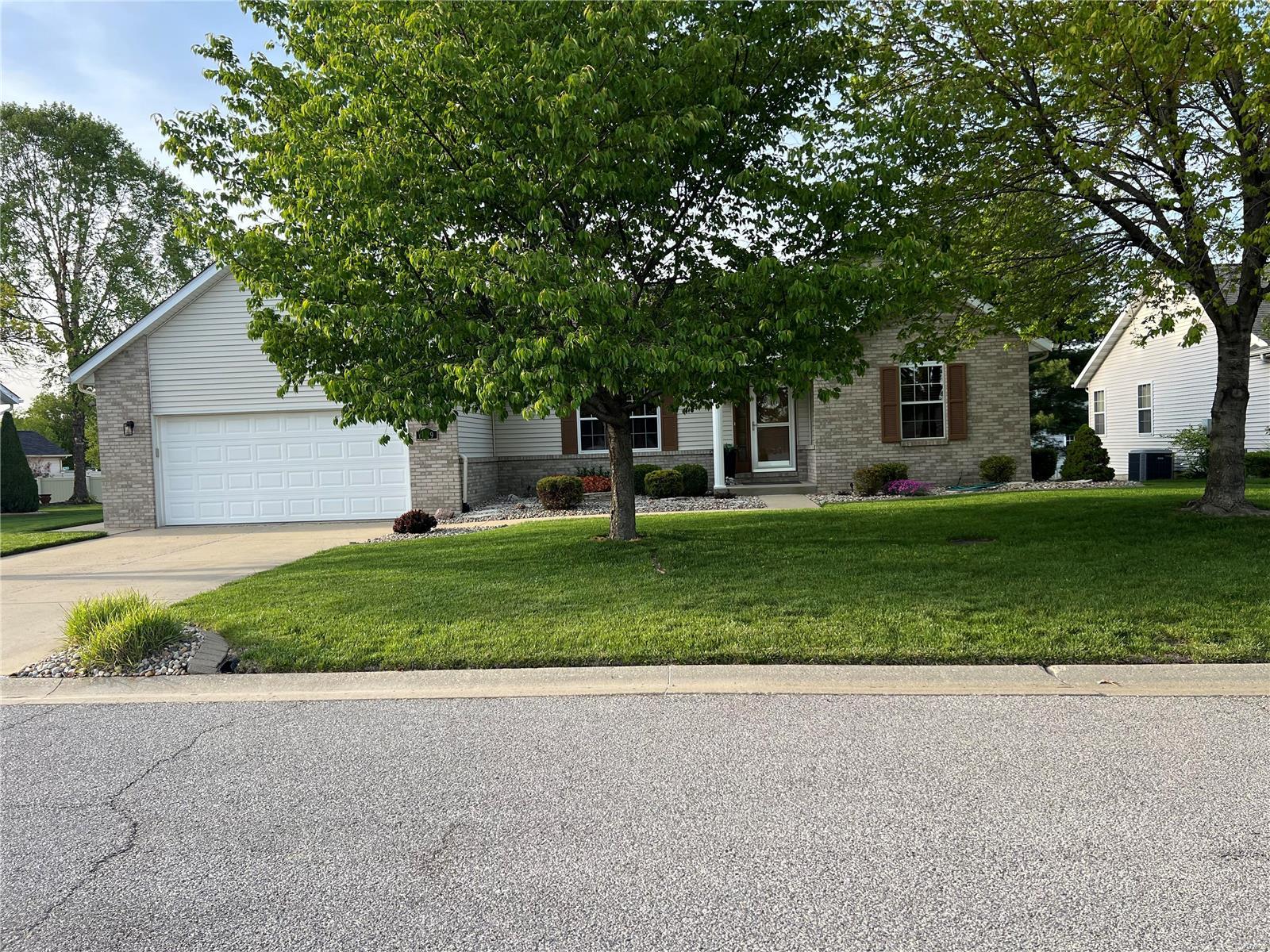 929 MILLIKIN Drive