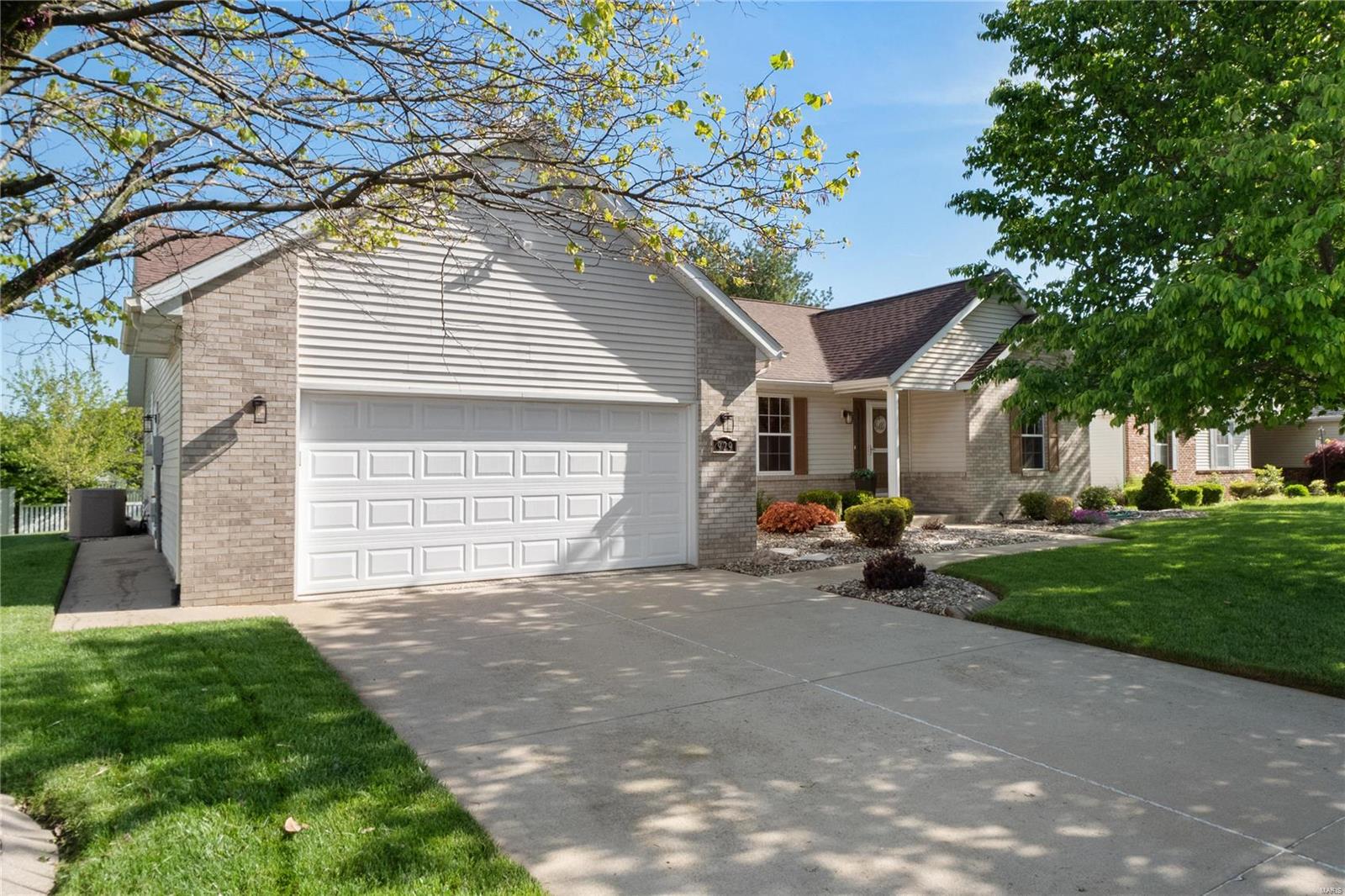 929 MILLIKIN Drive