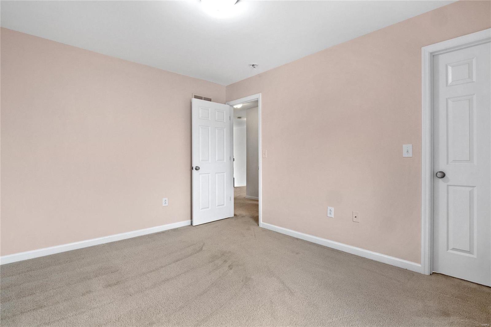1220 Simeon Drive