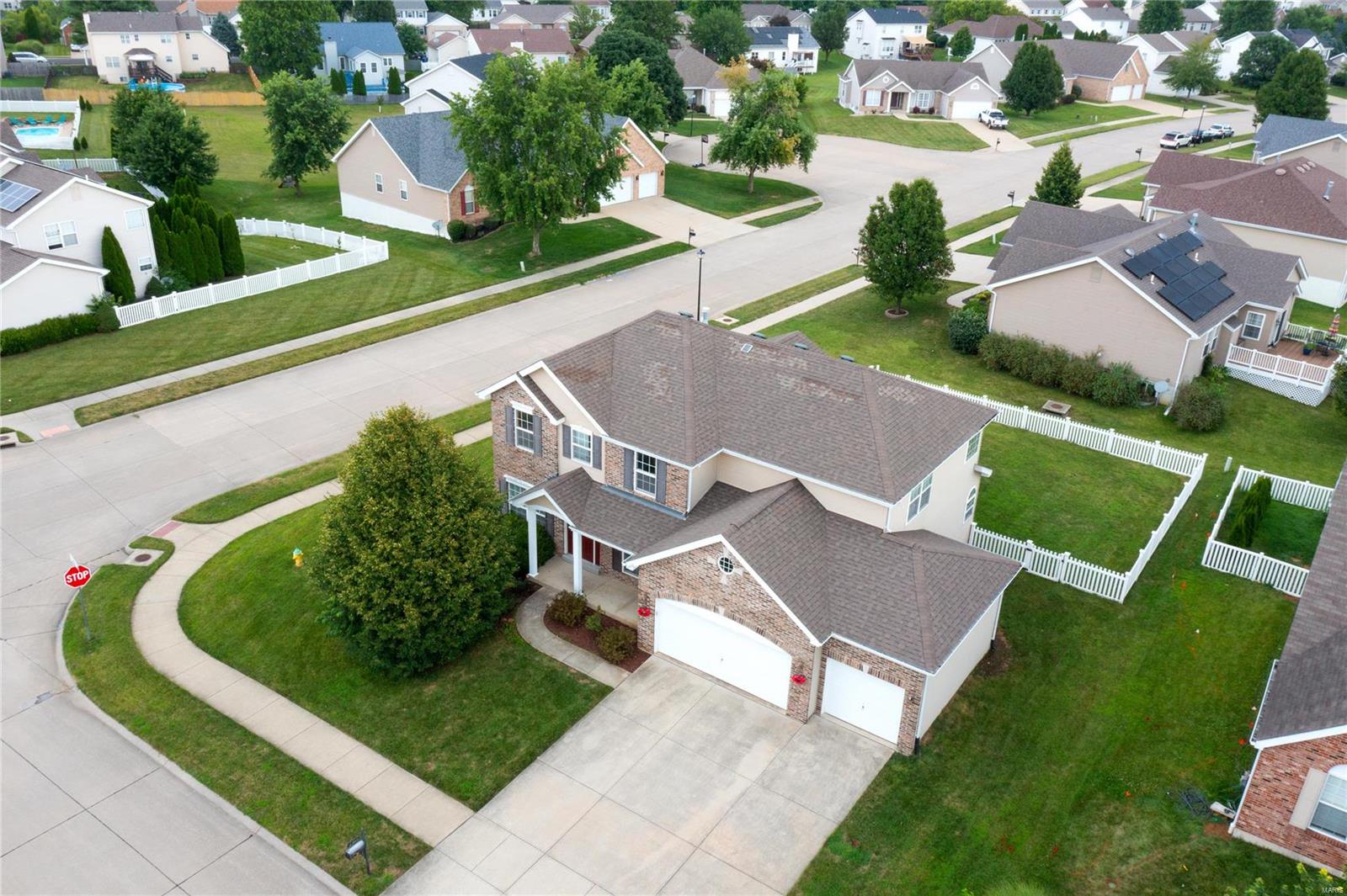 1220 Simeon Drive