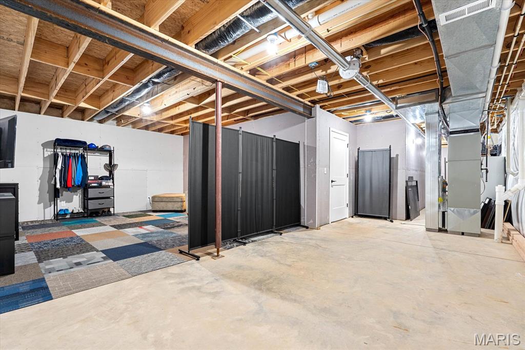 413 Marbleton Circle