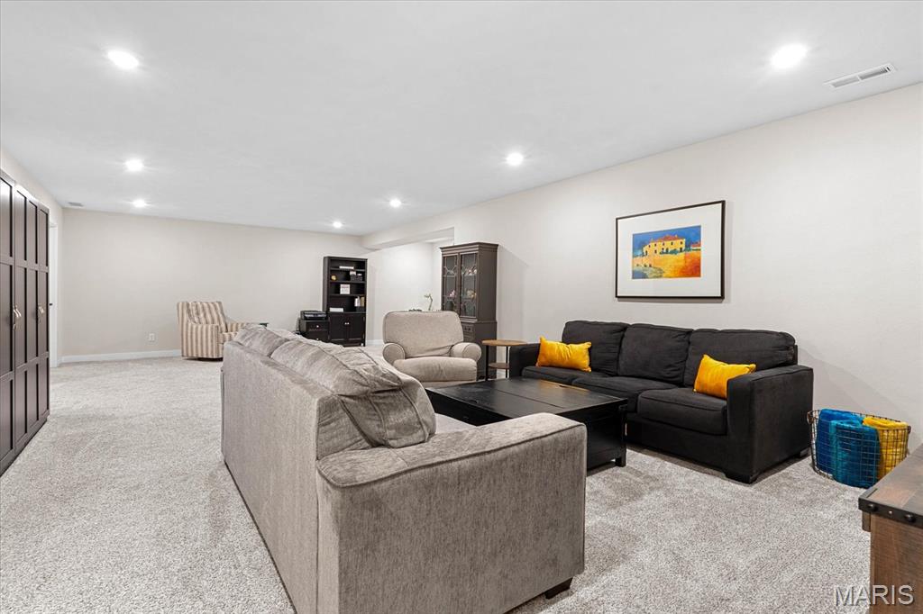 413 Marbleton Circle