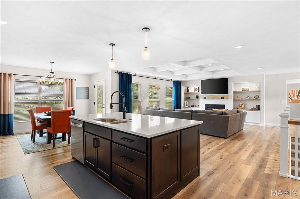 413 Marbleton Circle