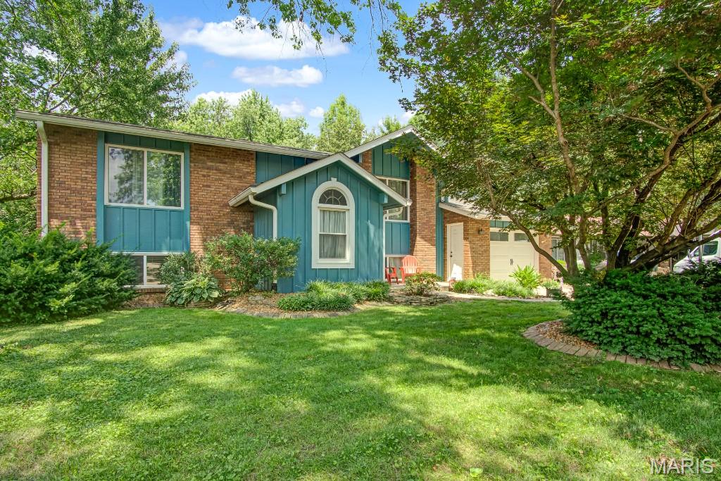 807 Amherst Place