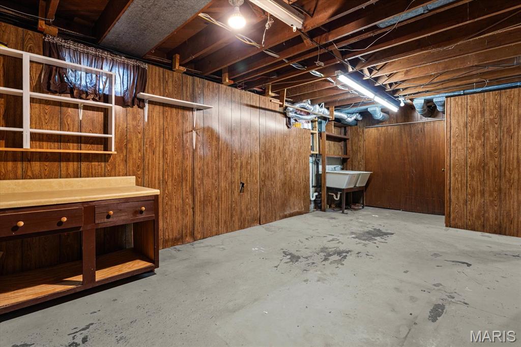 620 Hillcrest Drive