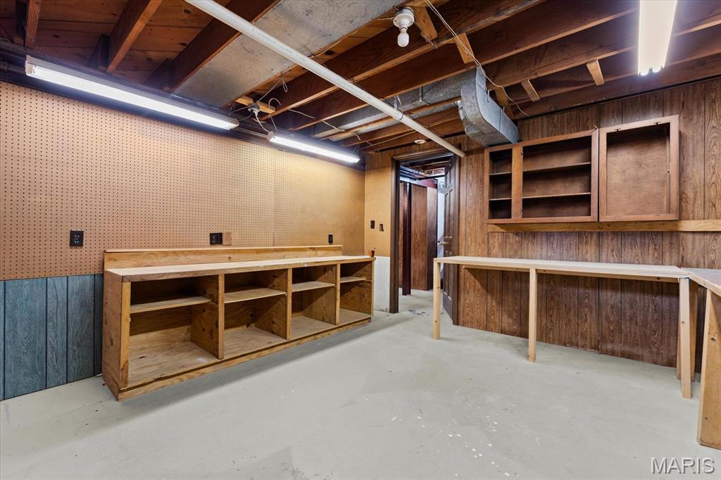 620 Hillcrest Drive