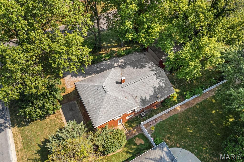 620 Hillcrest Drive