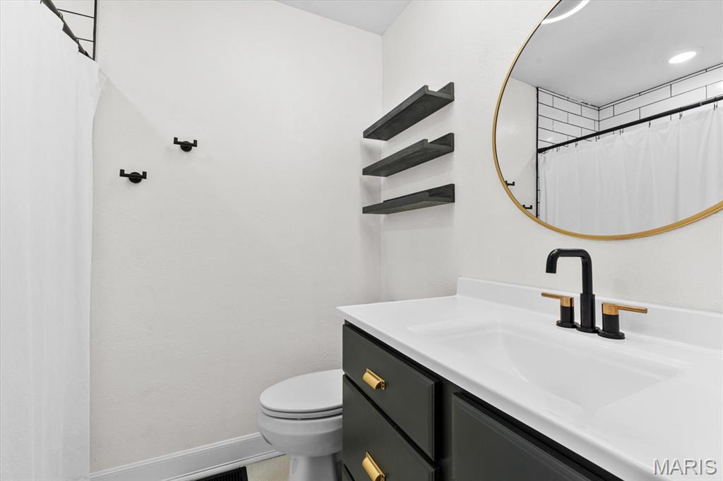 313 Big Bend Boulevard