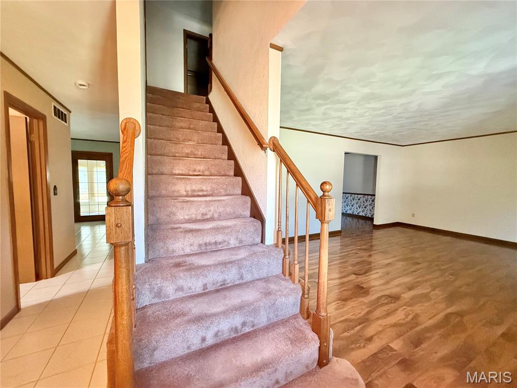 127 White Pine Avenue