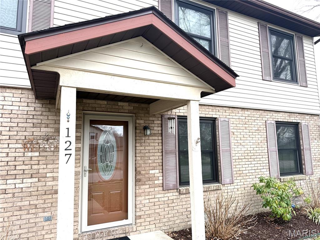 127 White Pine Avenue