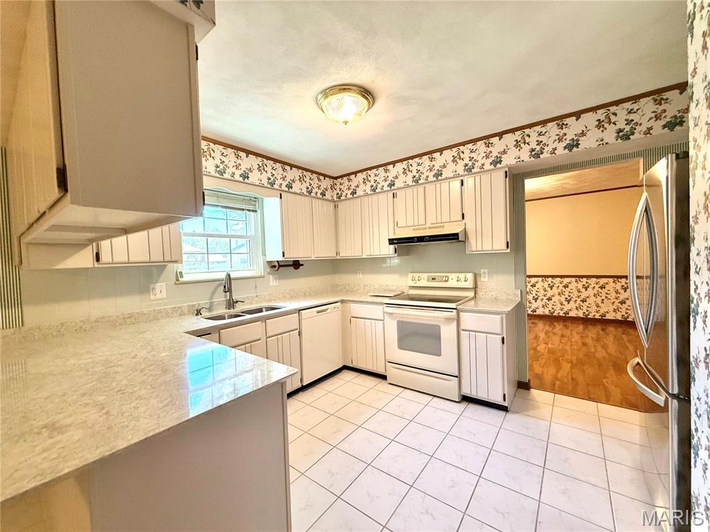 127 White Pine Avenue