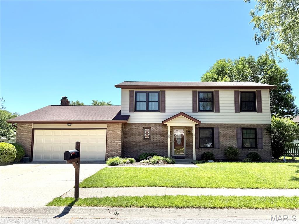 127 White Pine Avenue