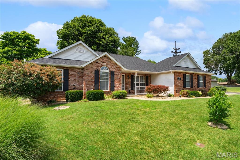 2 Grandbrook Boulevard