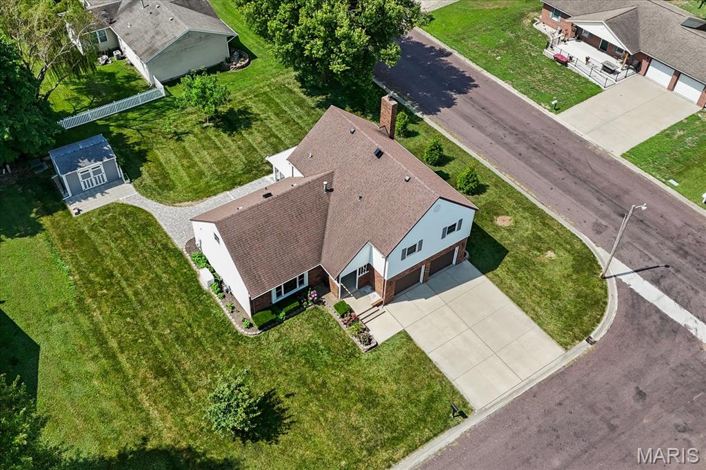 320 Adam Court