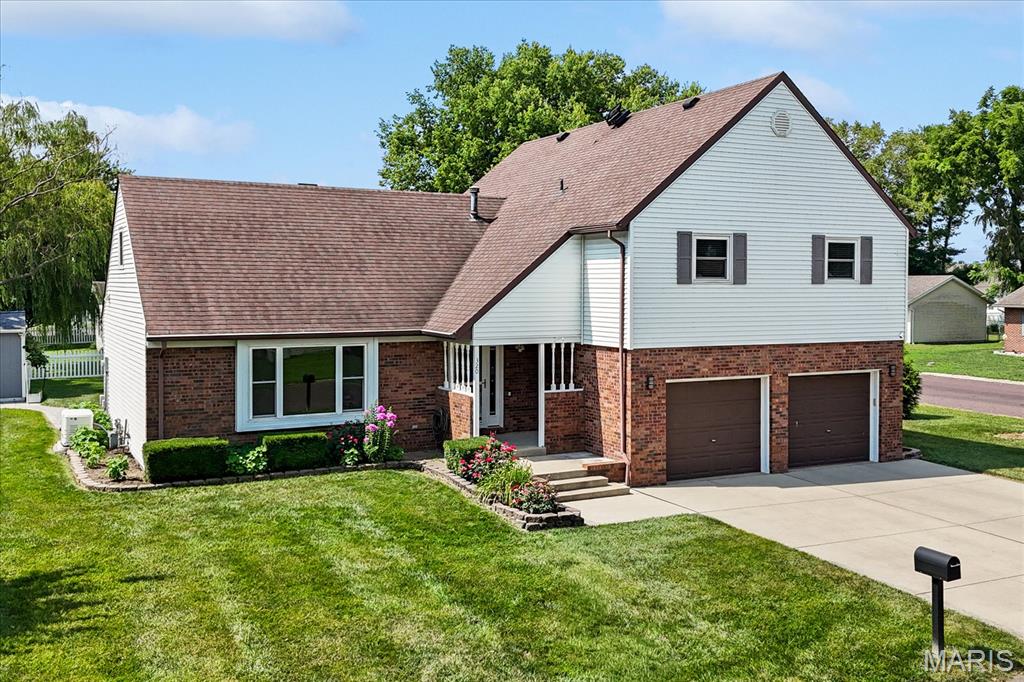 320 Adam Court