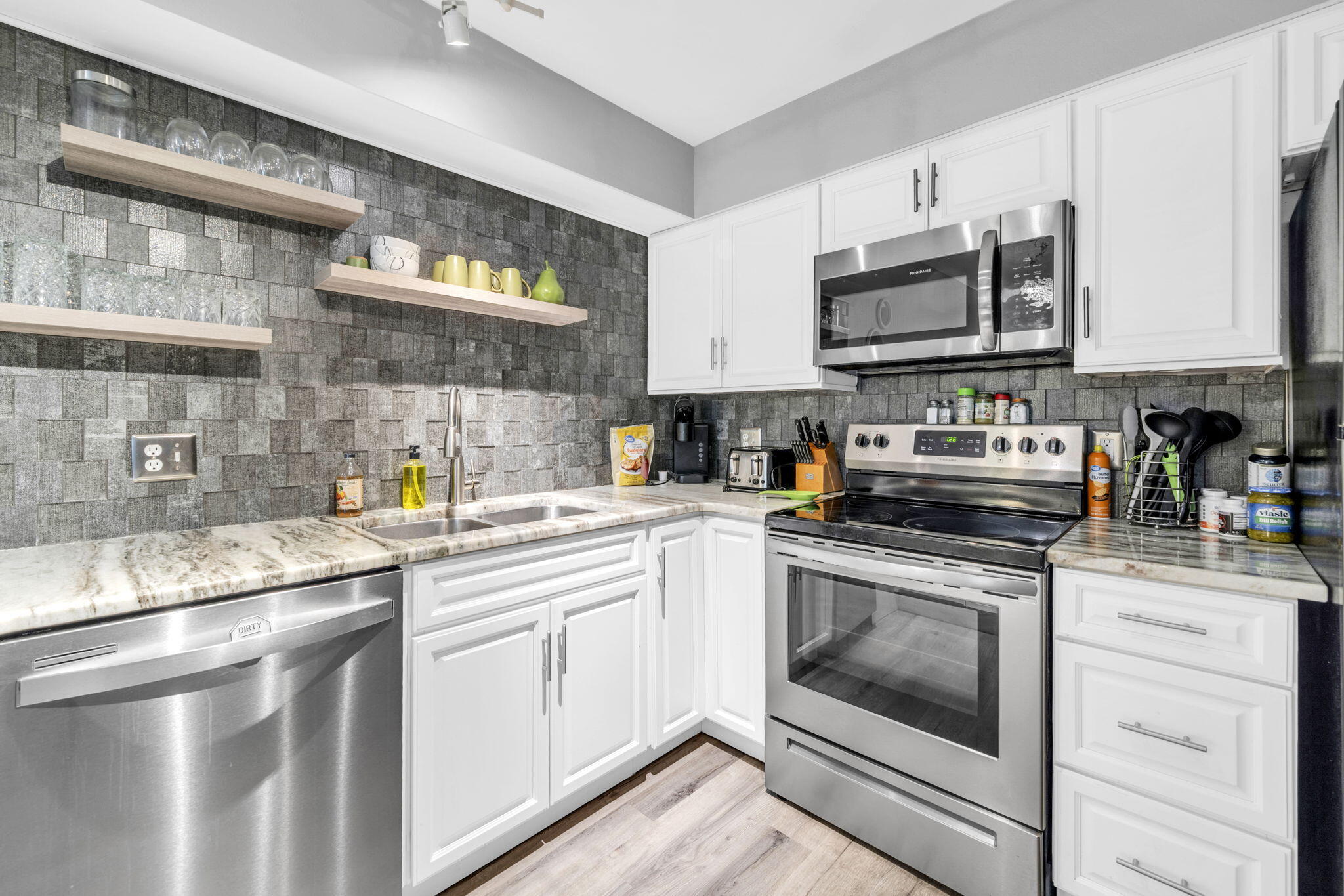 200 Sandestin Lane APT 1412