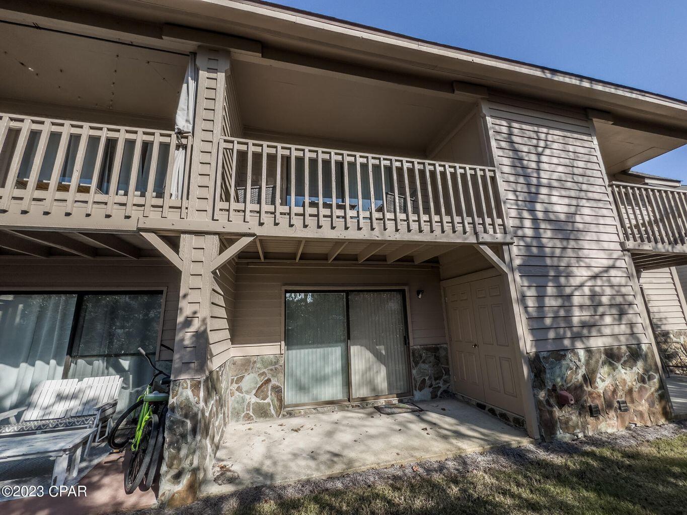 100 N Myrtle Drive, 115