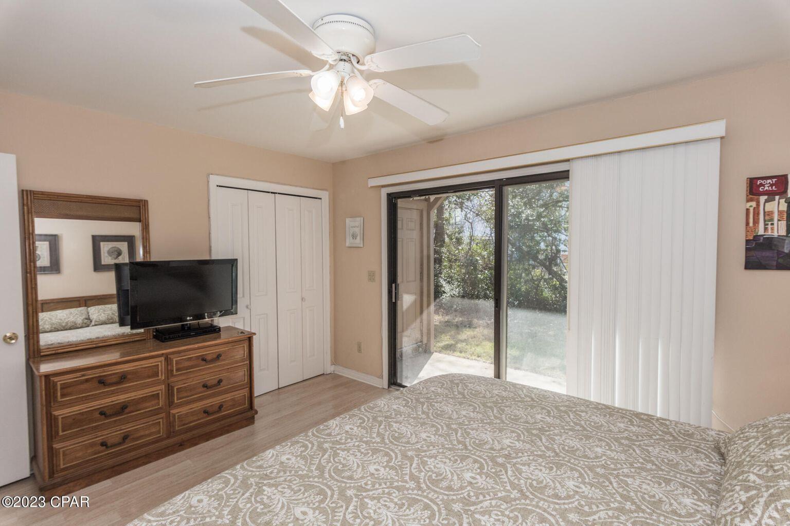 100 N Myrtle Drive, 115