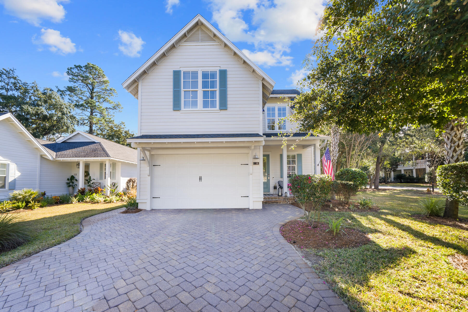 18 Oaks Court
