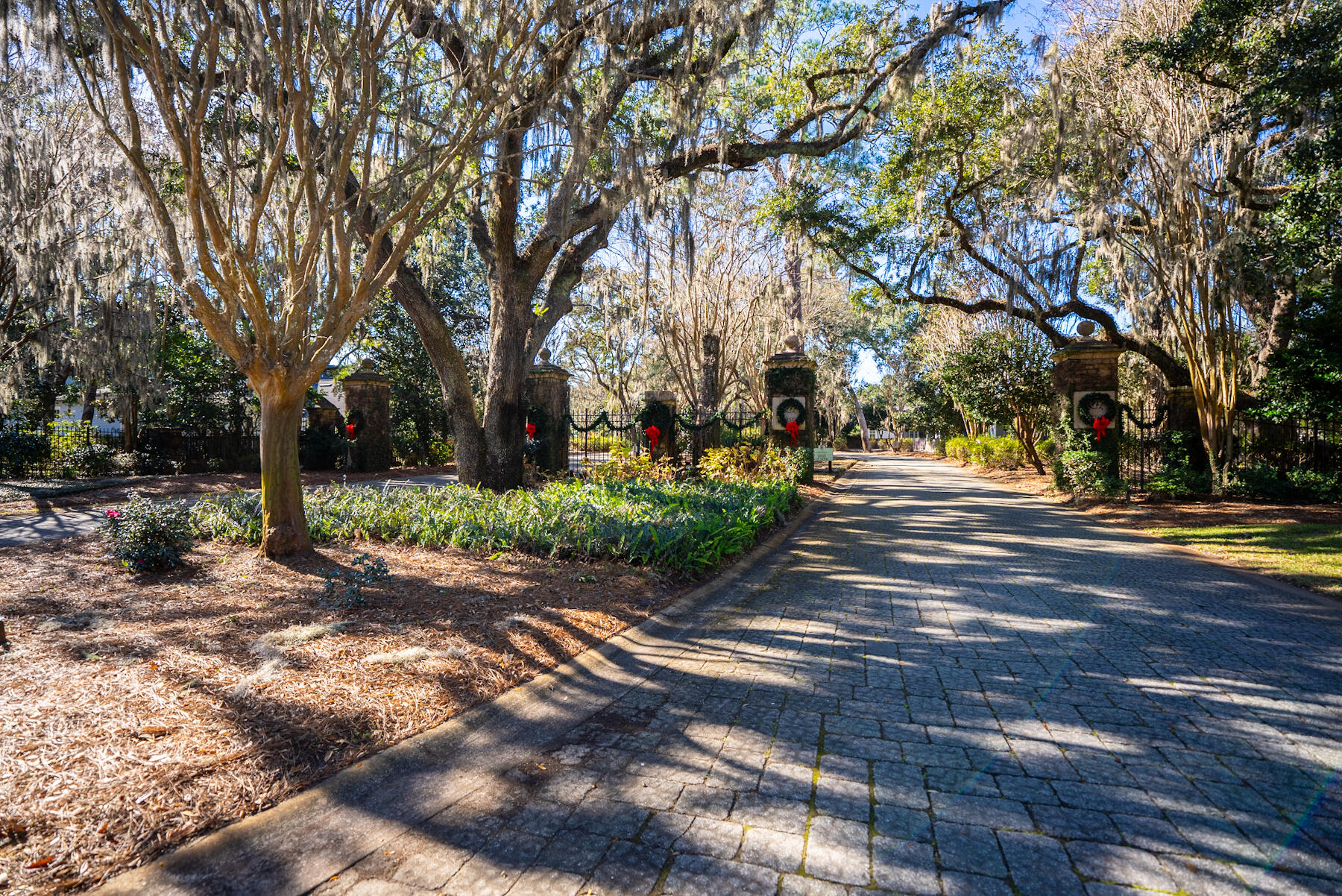 18 Oaks Court