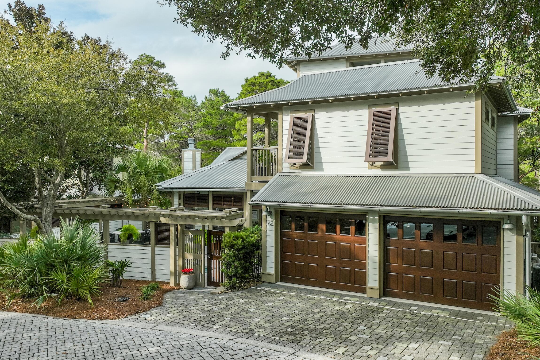 72 Summit Drive