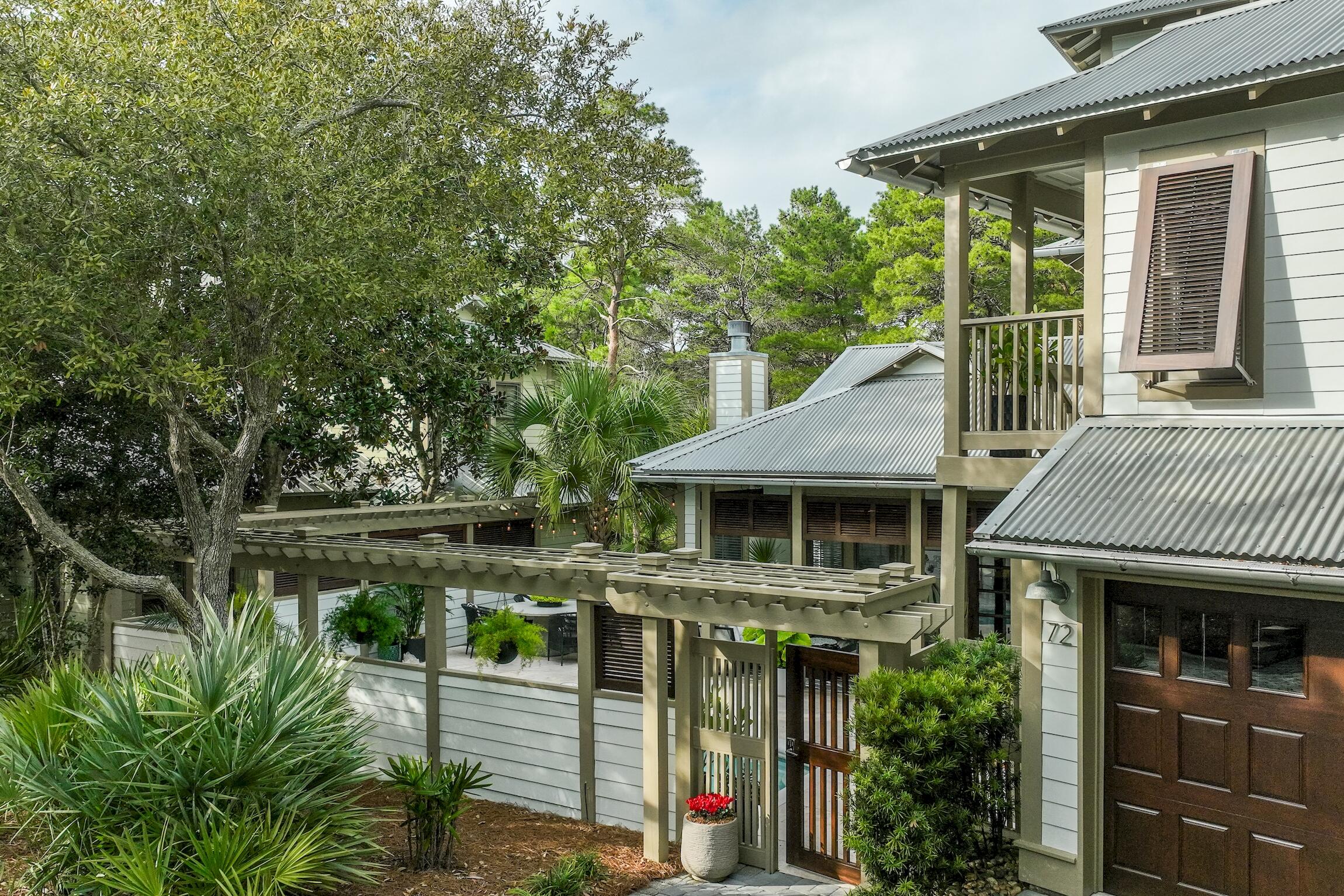 72 Summit Drive