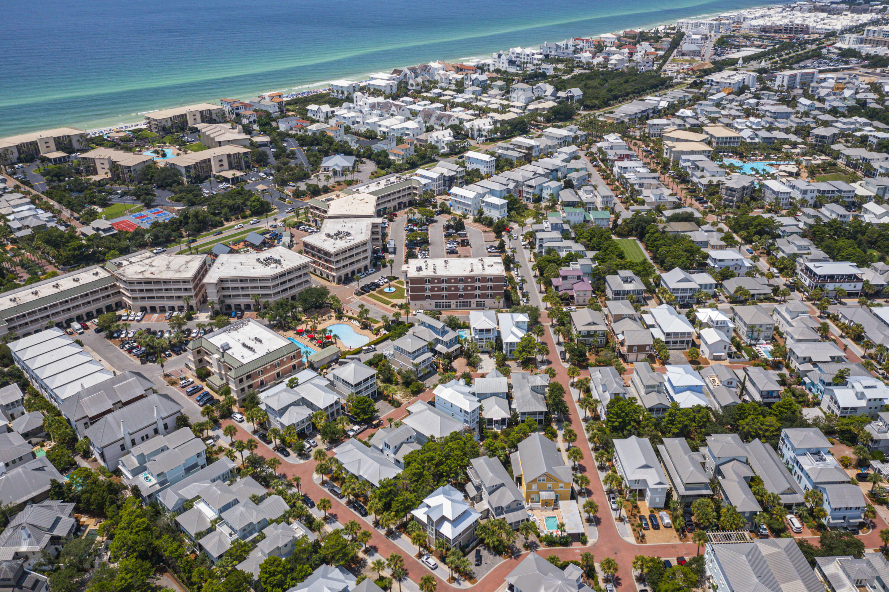 100 E Lifeguard Loop