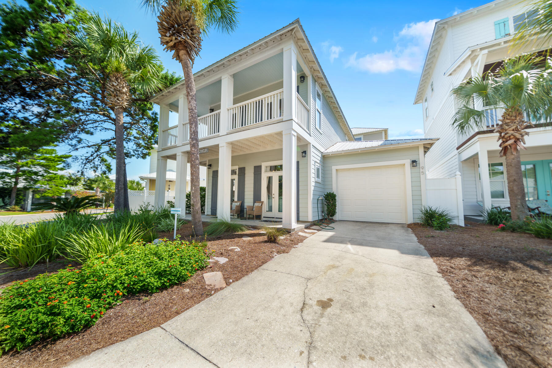 95 Saint Simon Circle