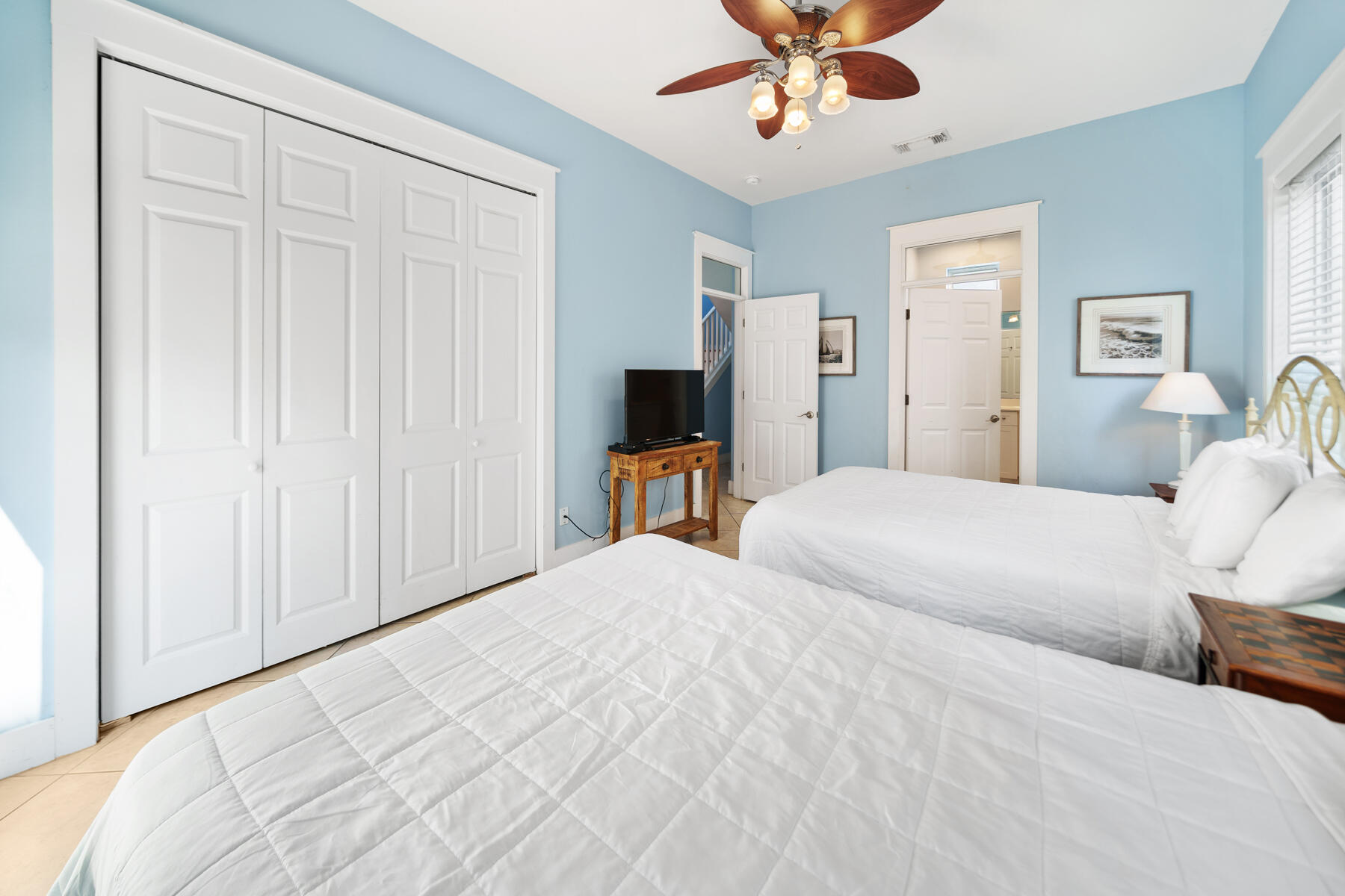 95 Saint Simon Circle
