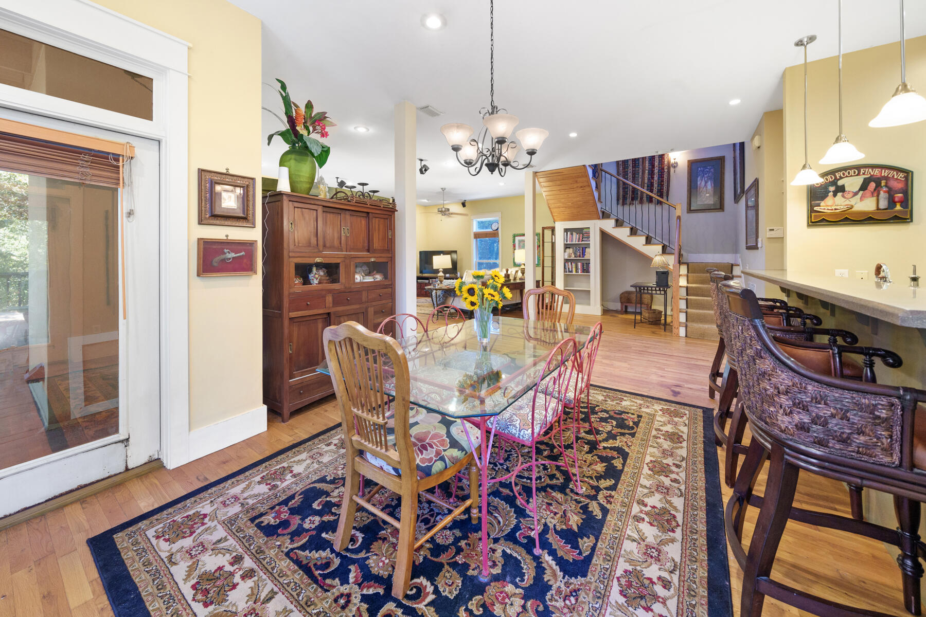 813 N Walton Lakeshore Drive