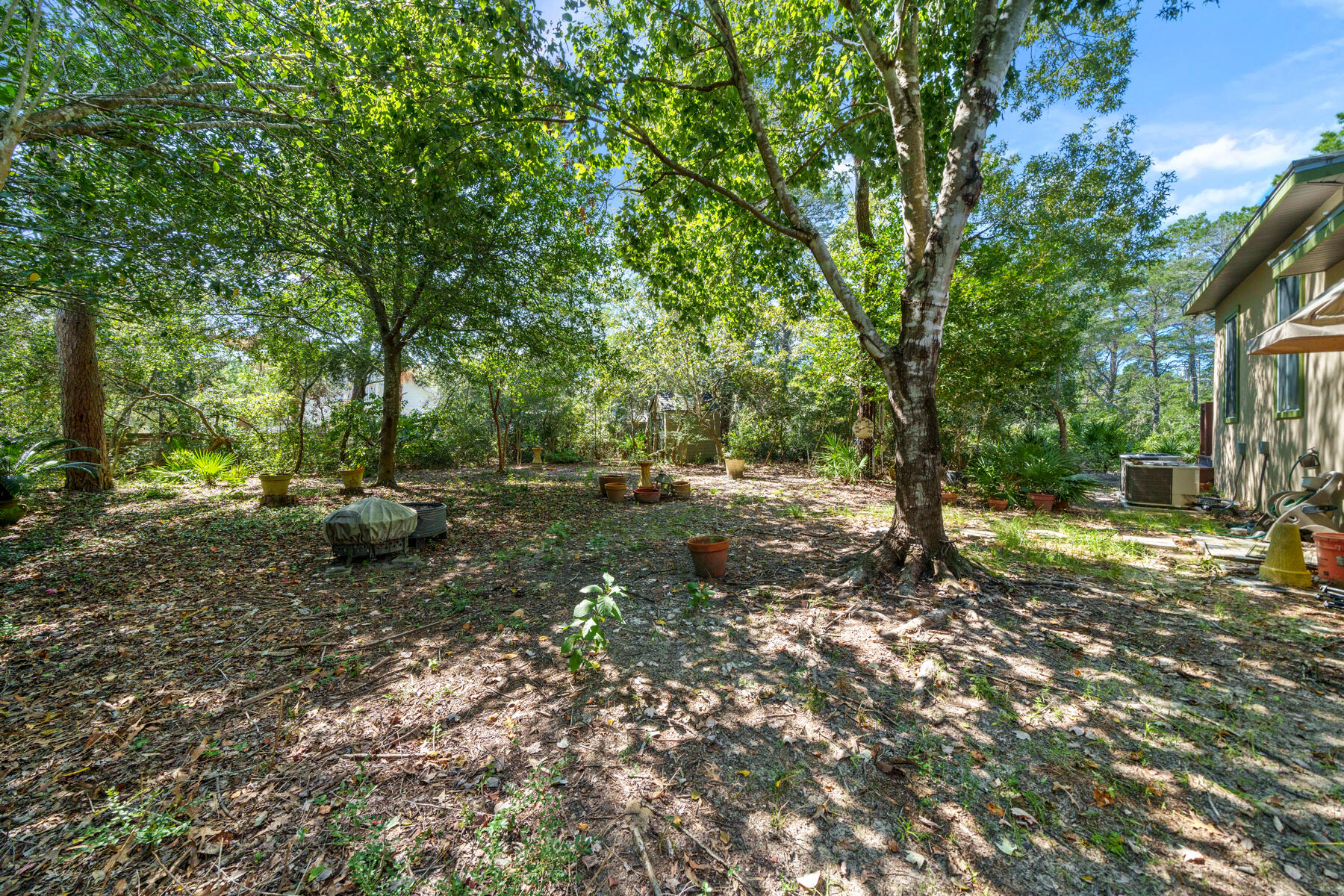 813 N Walton Lakeshore Drive