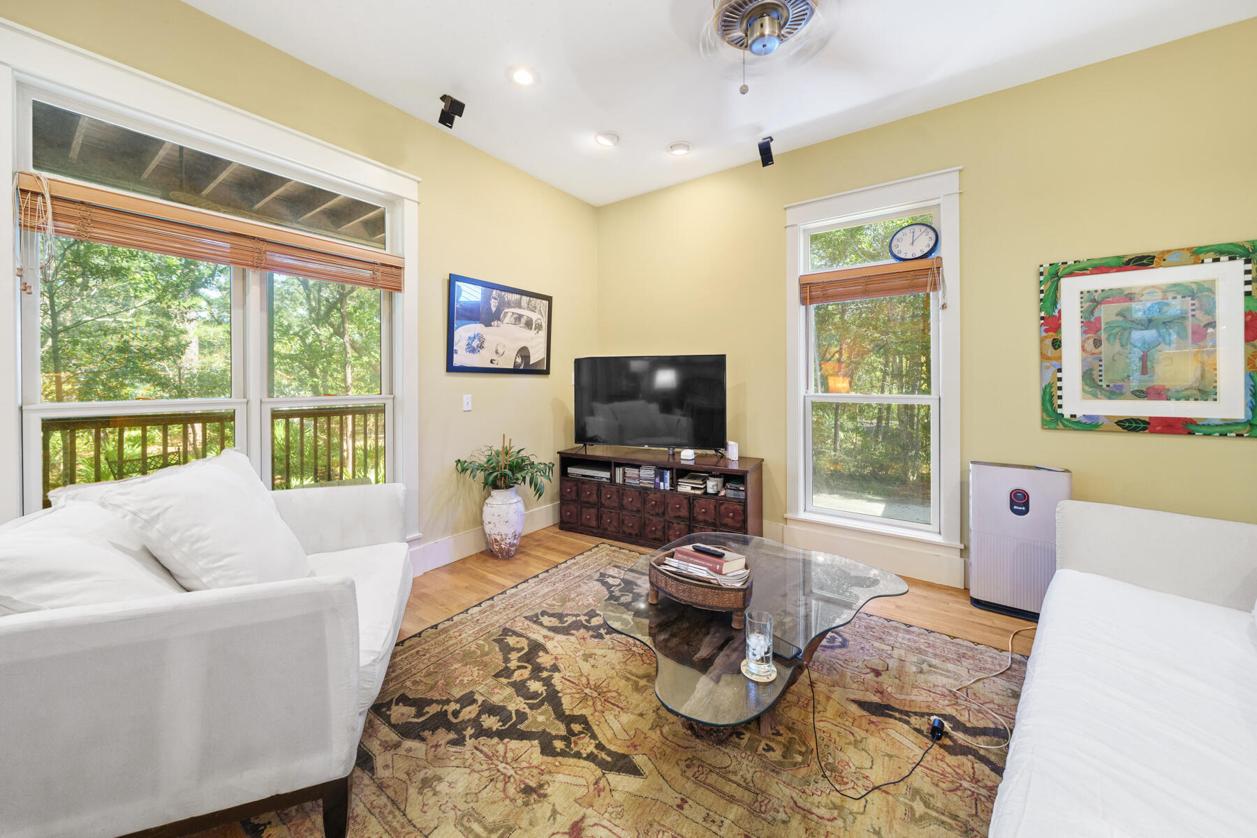 813 N Walton Lakeshore Drive