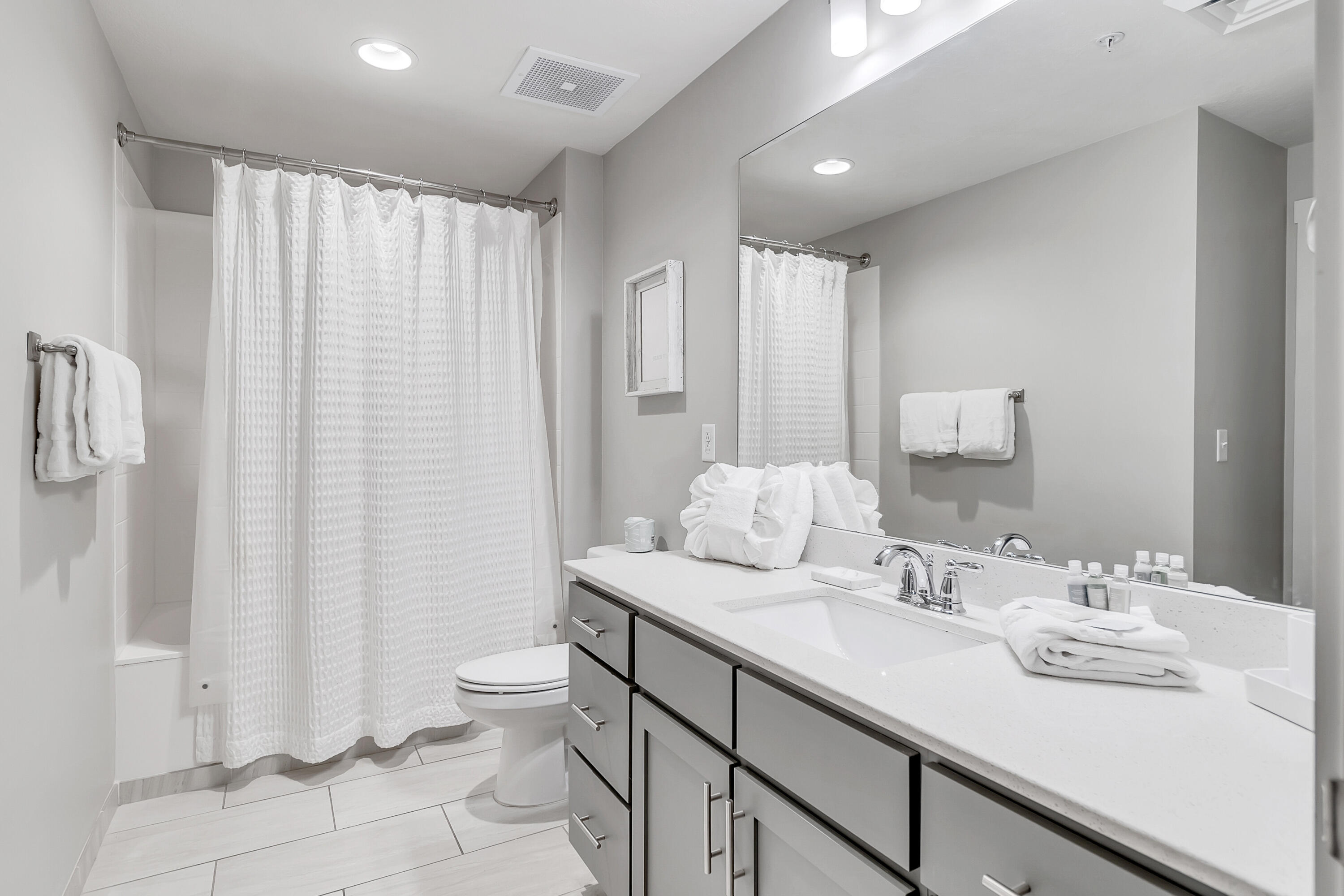 15928 Front Beach Road, 3-407
